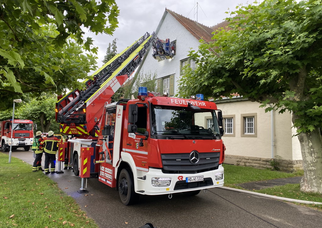 Brandbekämpfung - Zugübgung auf dem Gelände des PZN